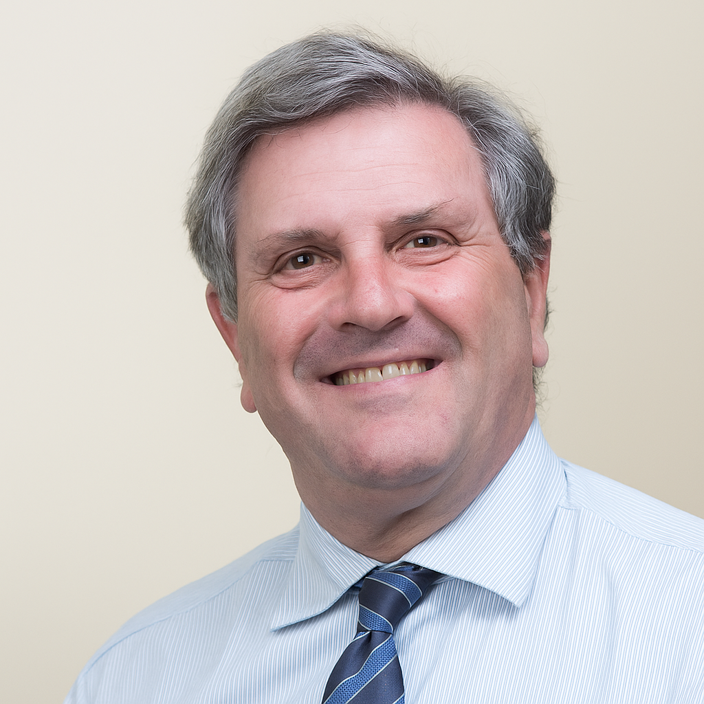 Dr Bruce Baker